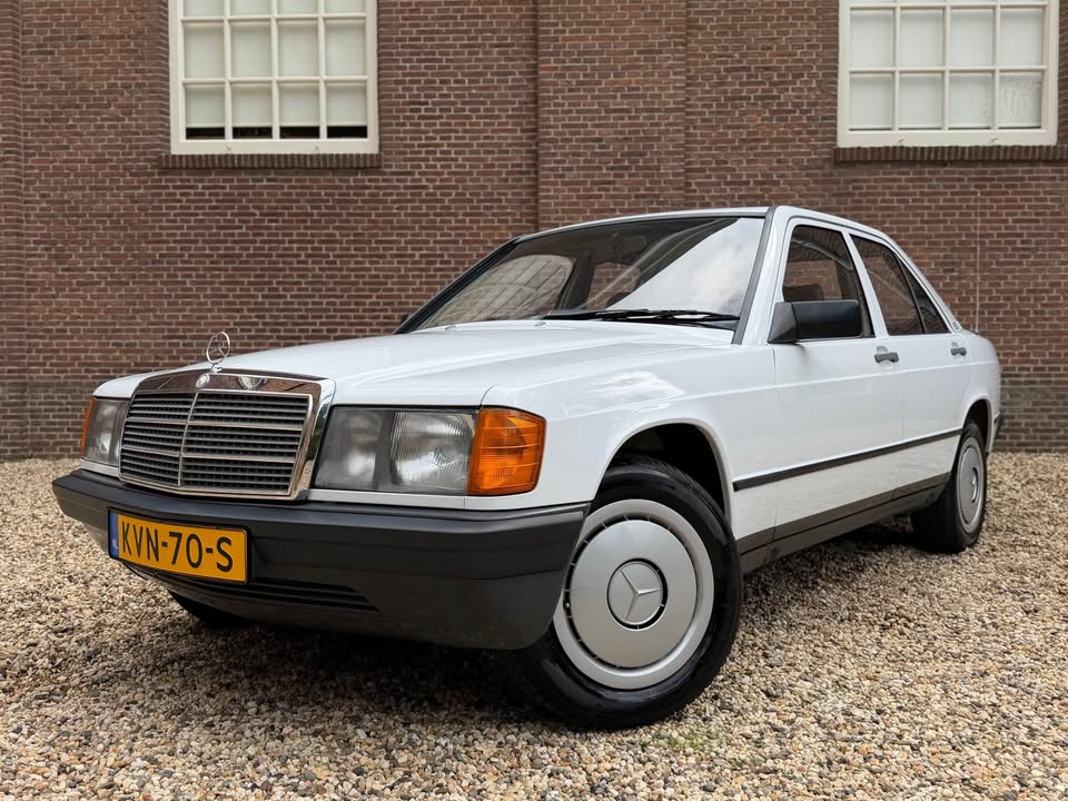Mercedes Benz 190e *BELASTINGVRIJ* 130.000KM!!! 1986 W201